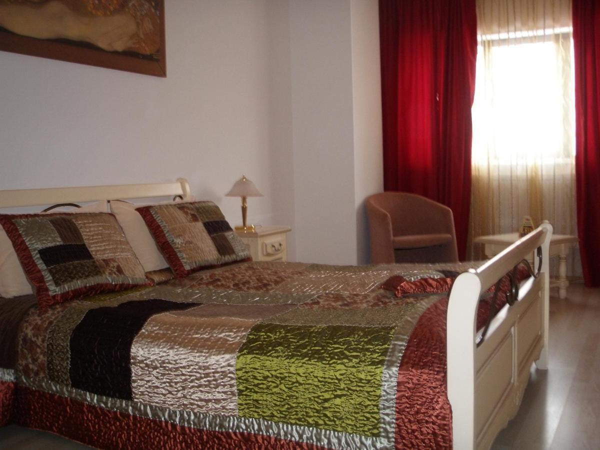 Hotel Tex Club Botoşani 部屋 写真
